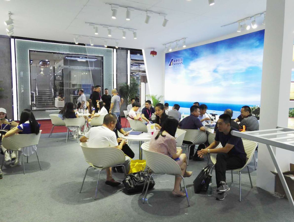 2dea5f4c6b5b4d38a38929423d8c9f36.jpg 2dea5f4c6b5b4d38a38929423d8c9f36.jpg