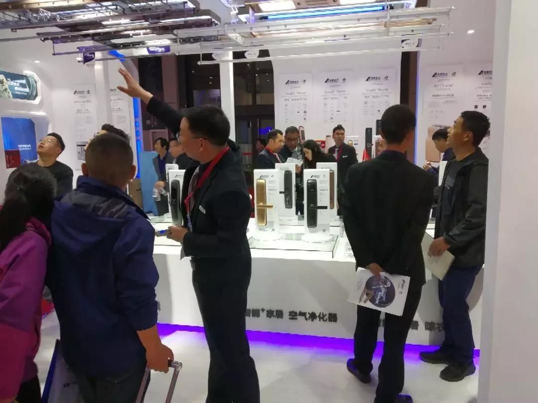 805fb1dadf8642e89a022b1a1349611b.jpg 805fb1dadf8642e89a022b1a1349611b.jpg